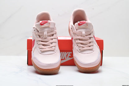Nike Terra Manta Sneakers in Light Pink and Red