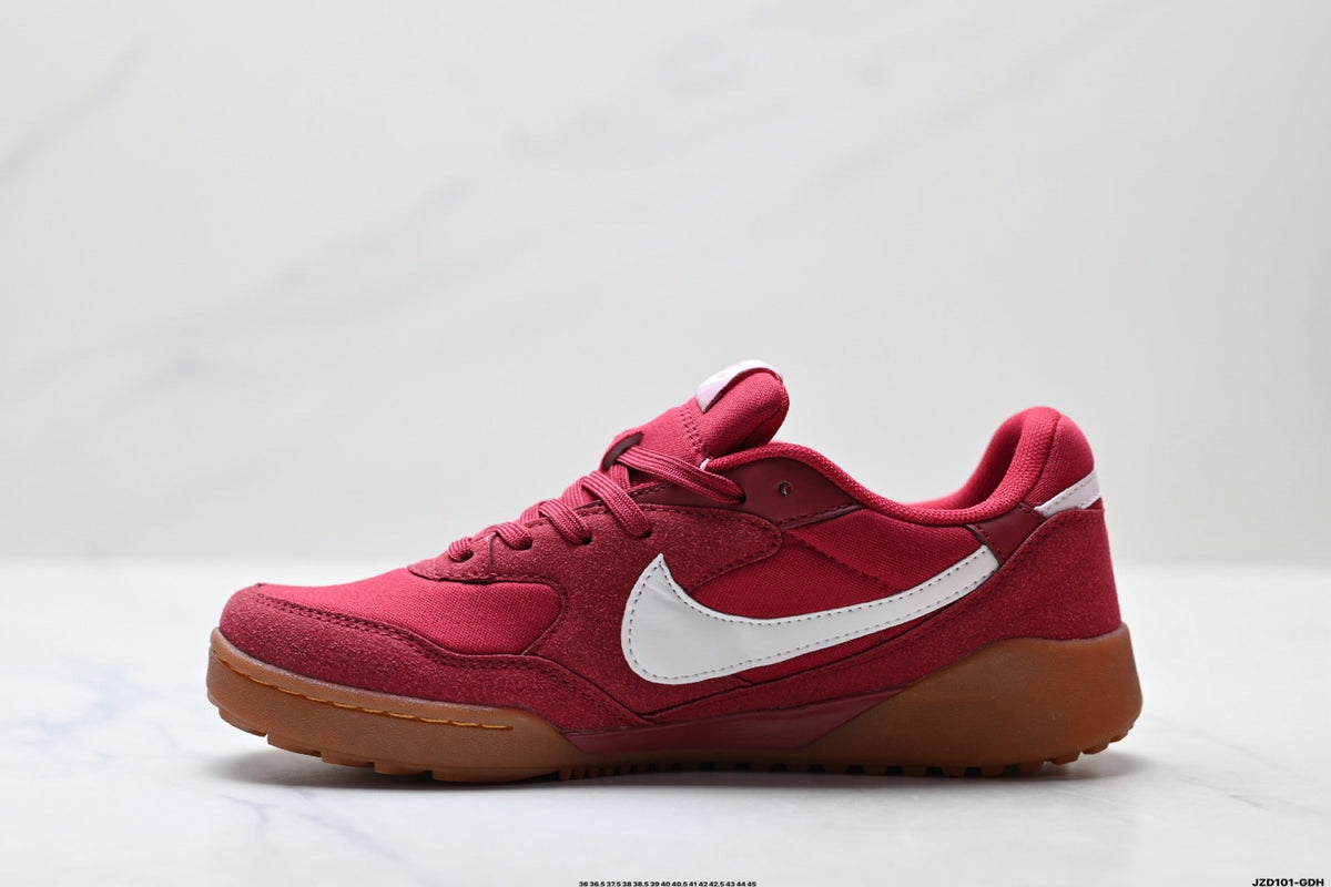 Nike Terra Manta Sneakers in Pink and Brown
