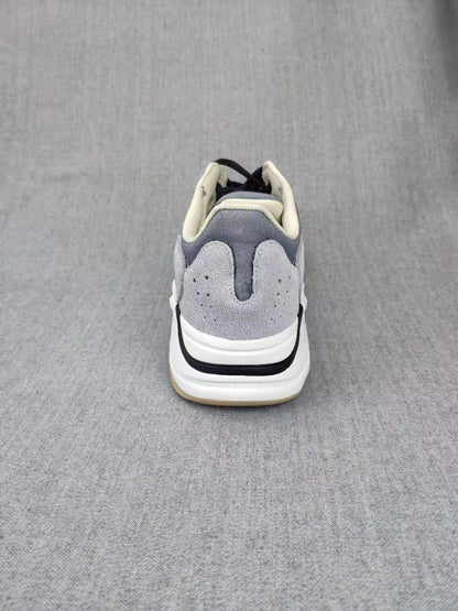 Nike Air Max 720 Sneakers Gray, White and Orange