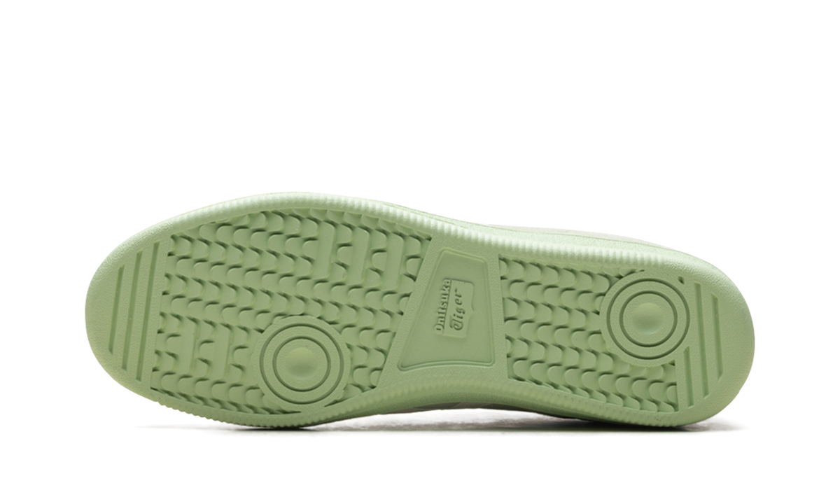 Tokuten "Light Green" 1183C254 303