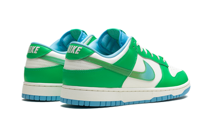 Nike Dunk Low "Green Shock" FZ4015 399