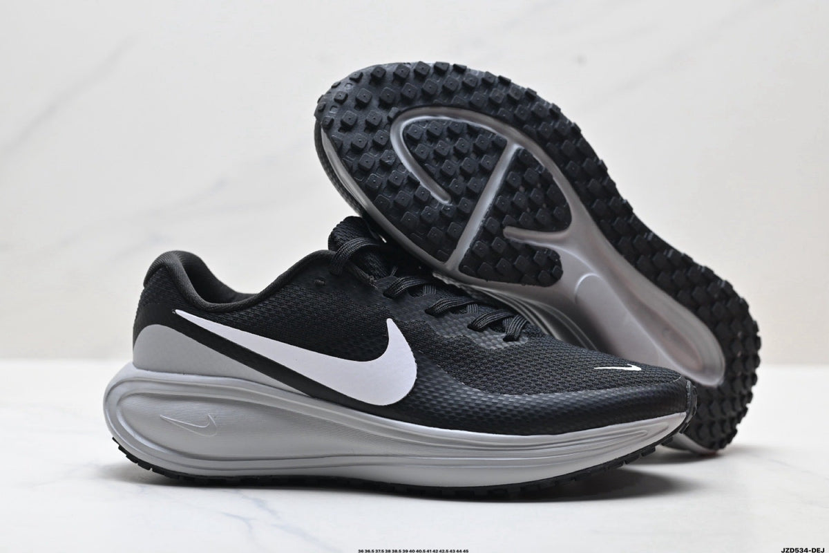 Nike Revolution 8 Black Running Shoes