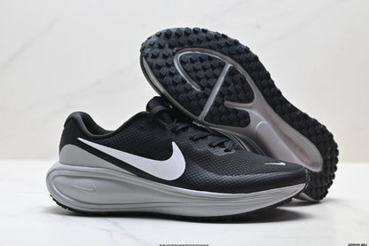 Nike Revolution 8 Black Running Shoes