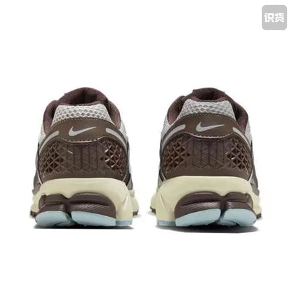 Nike Air Max 95 Sneaker, Brown and Cream