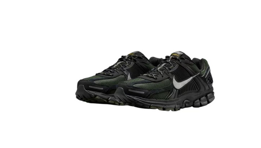 Nike Air Zoom Vomero 5 Running Shoes, Black