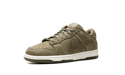 Dunk Low "Medium Olive Summit White" IO4550 200
