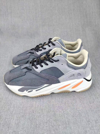 Nike Air Max 720 Sneakers Gray, White and Orange