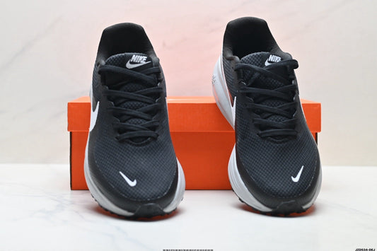 Nike Revolution 8 Black Running Shoes