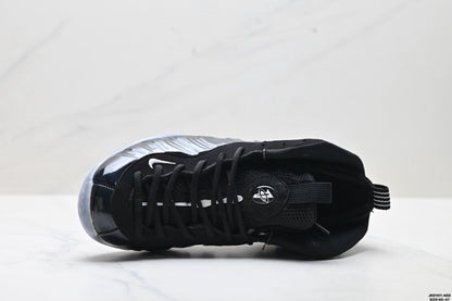 Nike Air Foamposite H. Hardaway Black Sneakers