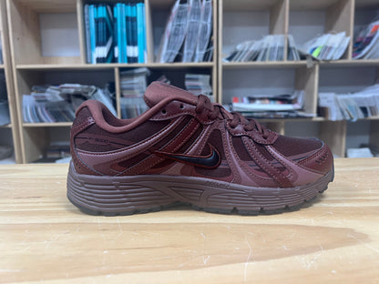 Nike P-9000 Sneakers in Mauve and Brown IZ4751-200