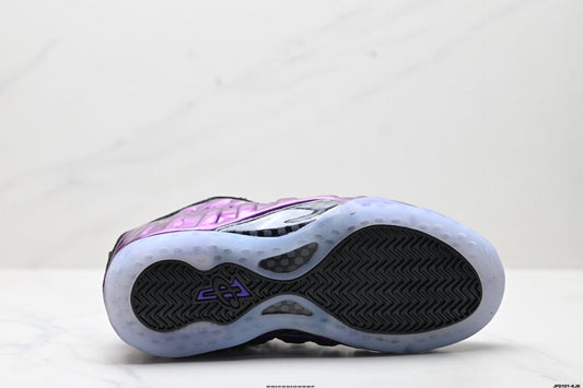 Nike Air Foamposite One Anfernee Hardaway Purple Sneakers