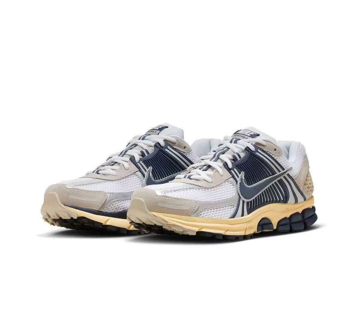 Nike Vomero 5 Sneakers in White, Grey and Blue