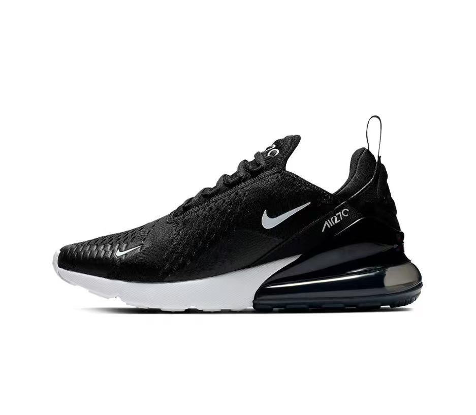 Nike Air Zoom Sneaker Black and White
