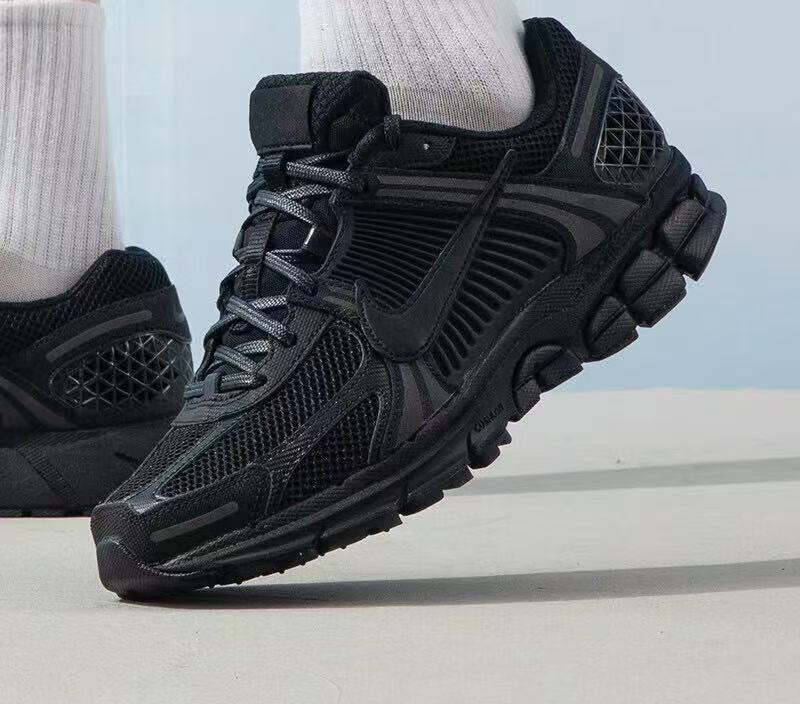 Nike Air Max 270 Black Sneakers