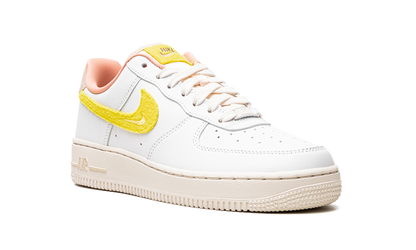 AIR FORCE 1 '07 LX WMNS "Mama" DV2183 100