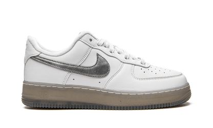 Air Force 1 "White / Metallic Silver" DX3945 100