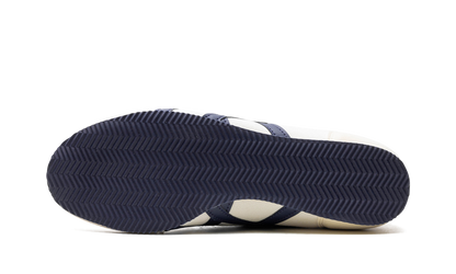 Track Trainer "White Black" 1183B476 101