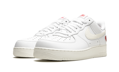 Air Force 1 Low "Valentines Day 2021" DD7117 100