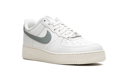 AIR FORCE 1 '07 NEXT NATURE MNS WMNS "Mica Green" DN1430 107