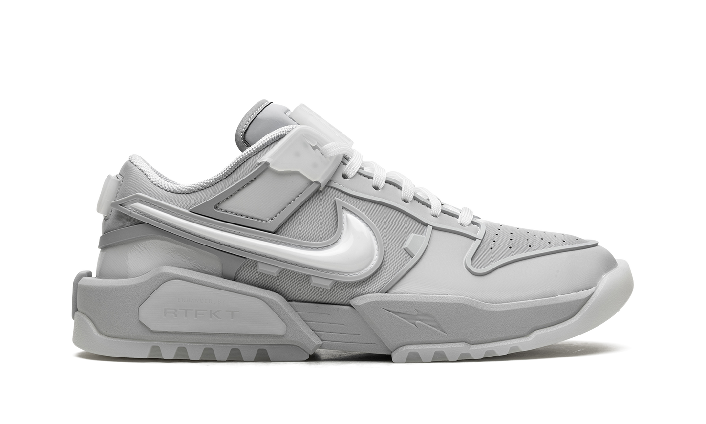 Dunk Genesis Low "RTFKT Ghost (Edition of 8461)" HQ3034 001