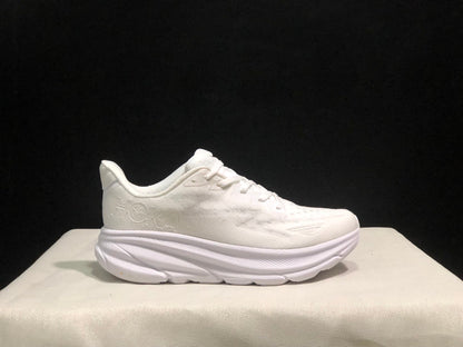 HOKA ONE ONE Clifton 9
